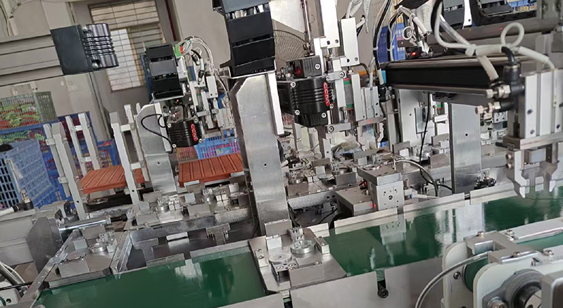 淺談螺絲和彈簧自動(dòng)化組裝檢測(cè)設(shè)備的工作原理、結(jié)構(gòu)和保養(yǎng)維護(hù)要求