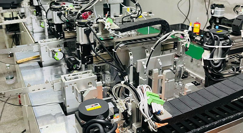 自動(dòng)化組裝設(shè)備相較于人工組裝在效率上具有哪些？